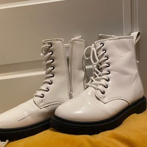White lace-up boots